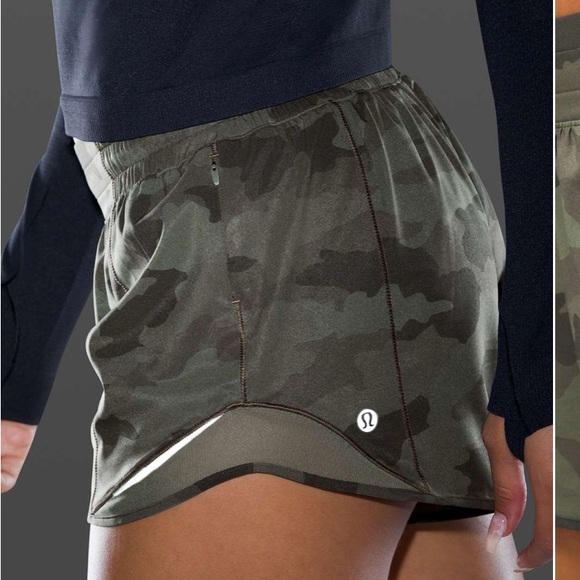 Lululemon Hotty Hot Short II *Long 4" - Picture 1 of 8